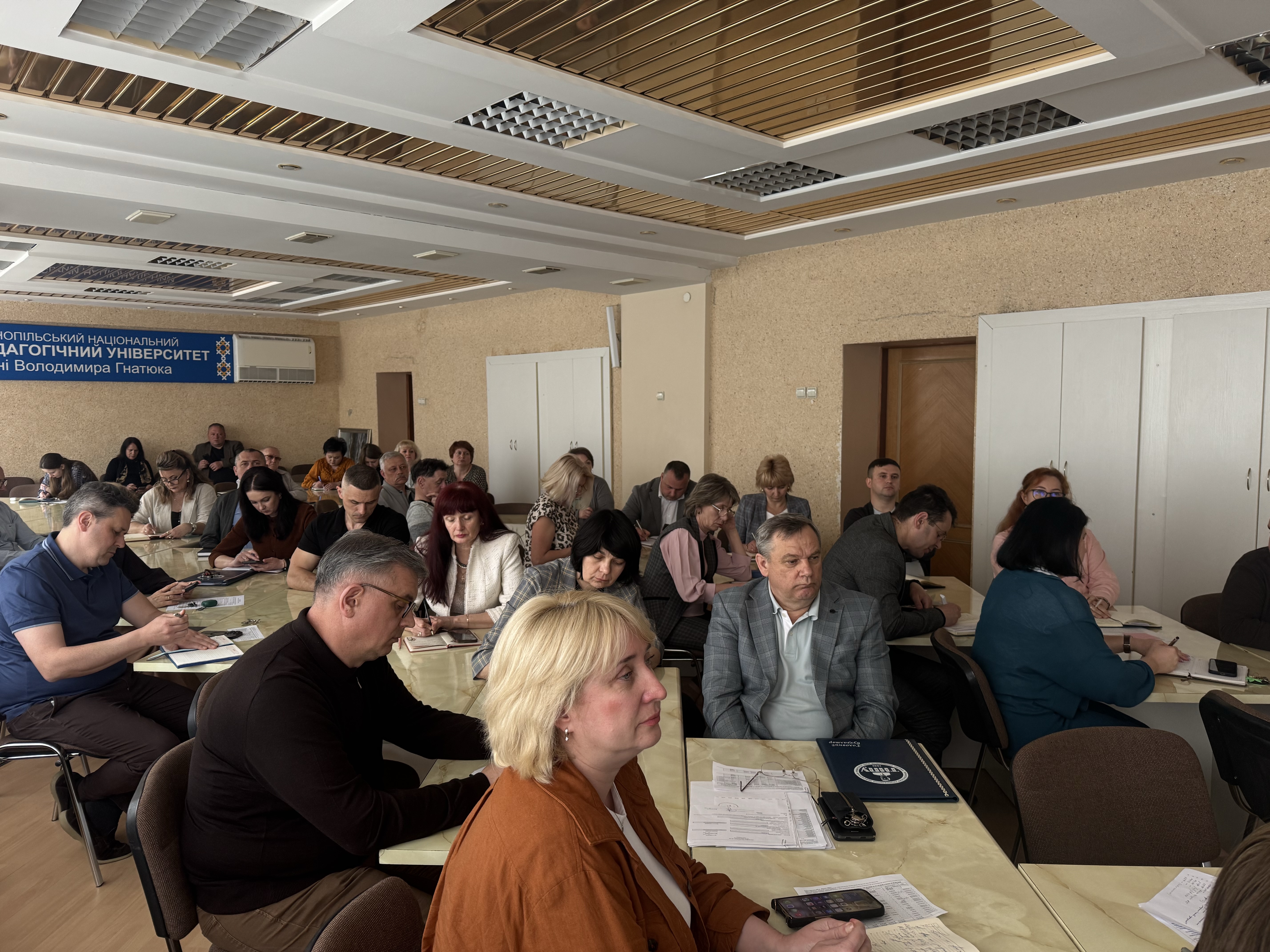 Uchasnyky zasidannia rektoratu 22 travnia